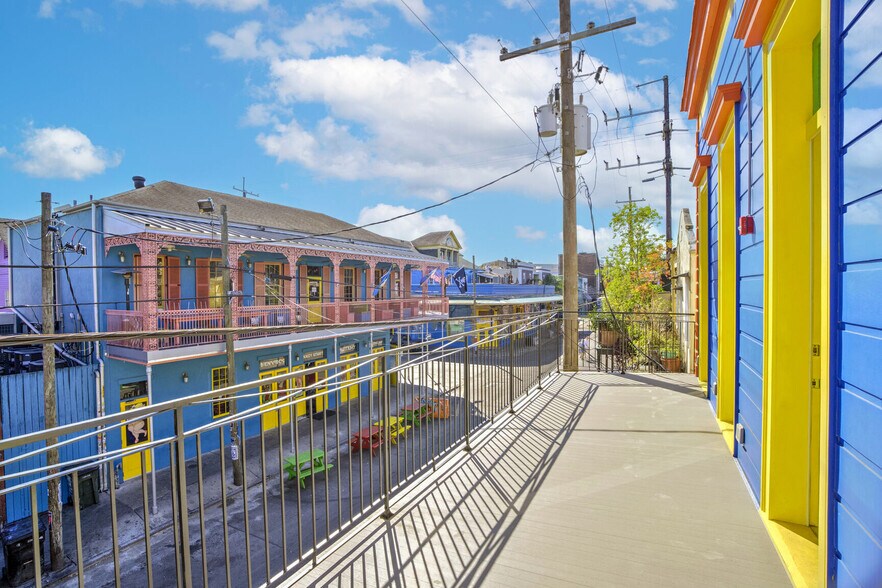 608 Frenchmen St, New Orleans, LA à louer - Photo de l’immeuble – Image 2 sur 6