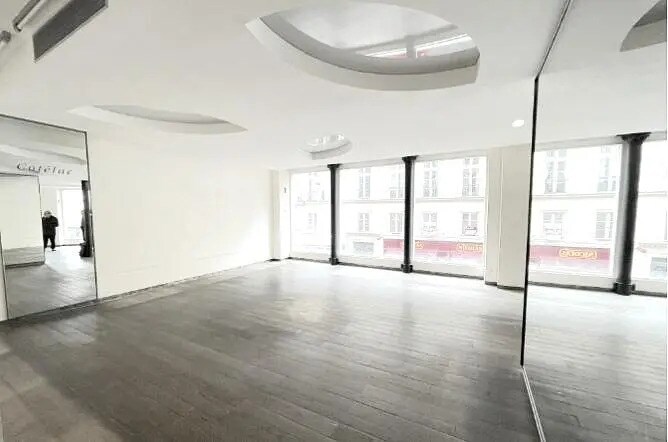 Local commercial dans Paris à louer - Photo de l’immeuble – Image 2 sur 5