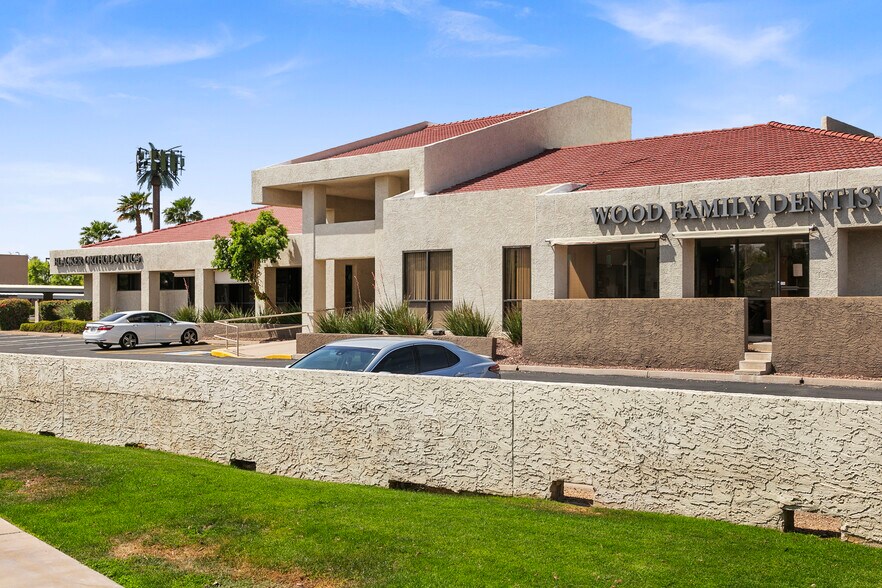6200 S McClintock Dr, Tempe, AZ à louer - Photo de l’immeuble – Image 2 sur 5