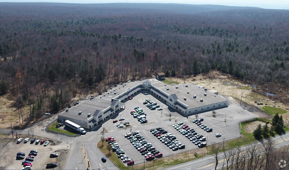 RT 196, Tobyhanna, PA à louer - Photo principale – Image 1 sur 4