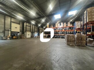 Plus de détails pour Bureau, Local d'activités à louer