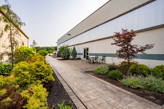 Plus de détails pour 496 W Plaza Dr, Columbia City, IN - Local commercial à louer