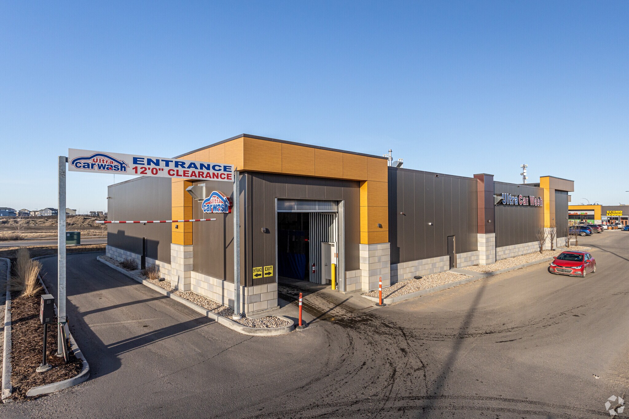 4381 167 Av NW, Edmonton, AB à vendre Photo principale– Image 1 sur 6