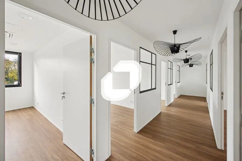 Bureau dans Jouy-en-Josas à louer Photo de l’immeuble– Image 1 sur 29