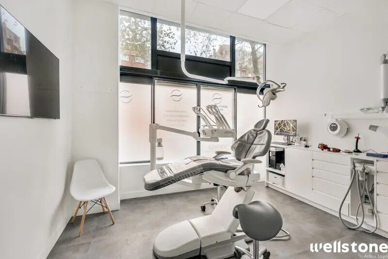 Bureau dans Paris à vendre - Photo de l’immeuble – Image 3 sur 8