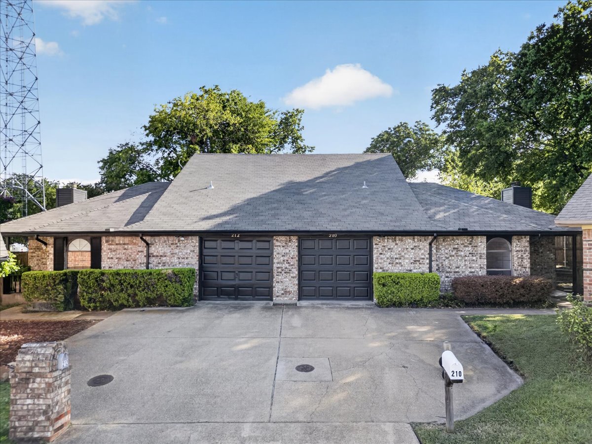 210-212 Saint Marys Pl, Rockwall, TX à vendre Photo principale– Image 1 sur 41