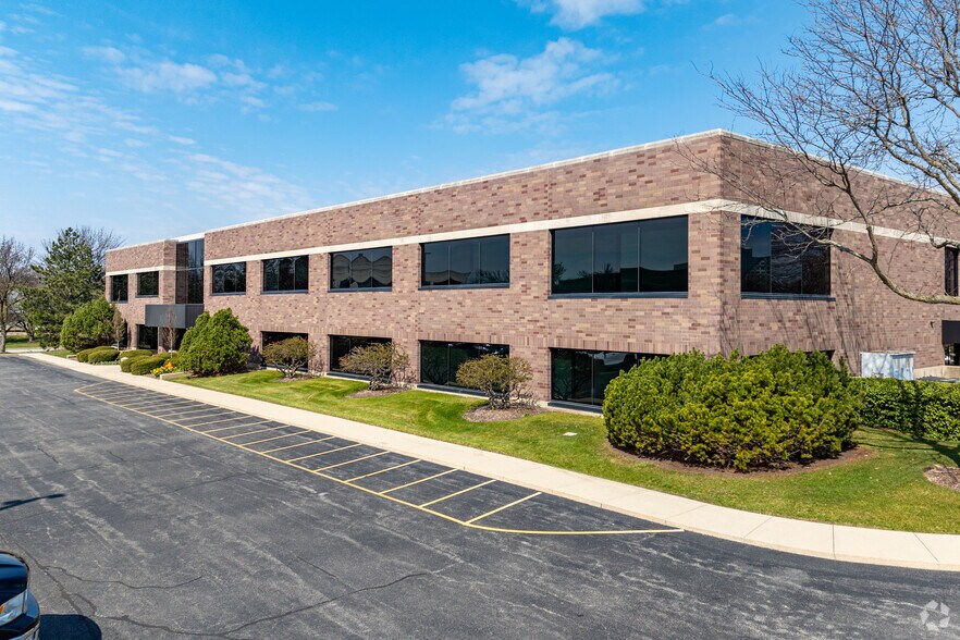 1770 Park St, Naperville, IL à vendre - Photo de l’immeuble – Image 3 sur 10