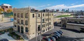 Plus de détails pour 422 N 15th St, Milwaukee, WI - Bureau à vendre