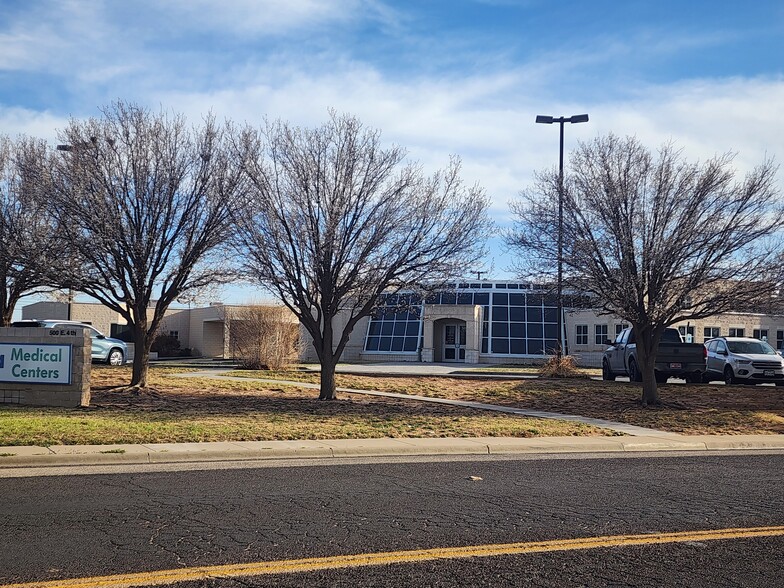 500 E 4th St, Odessa, TX à louer - Photo de l’immeuble – Image 2 sur 4
