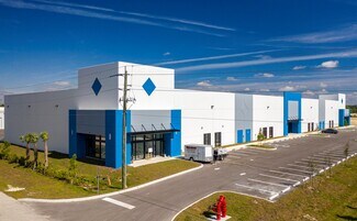 Plus de détails pour 16291 Domestic Ave, Fort Myers, FL - Local d'activités, Industriel/Logistique à louer