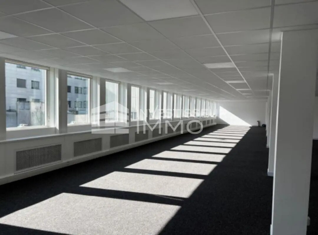 Bureau dans Levallois-Perret à louer Photo de l’immeuble– Image 1 sur 5