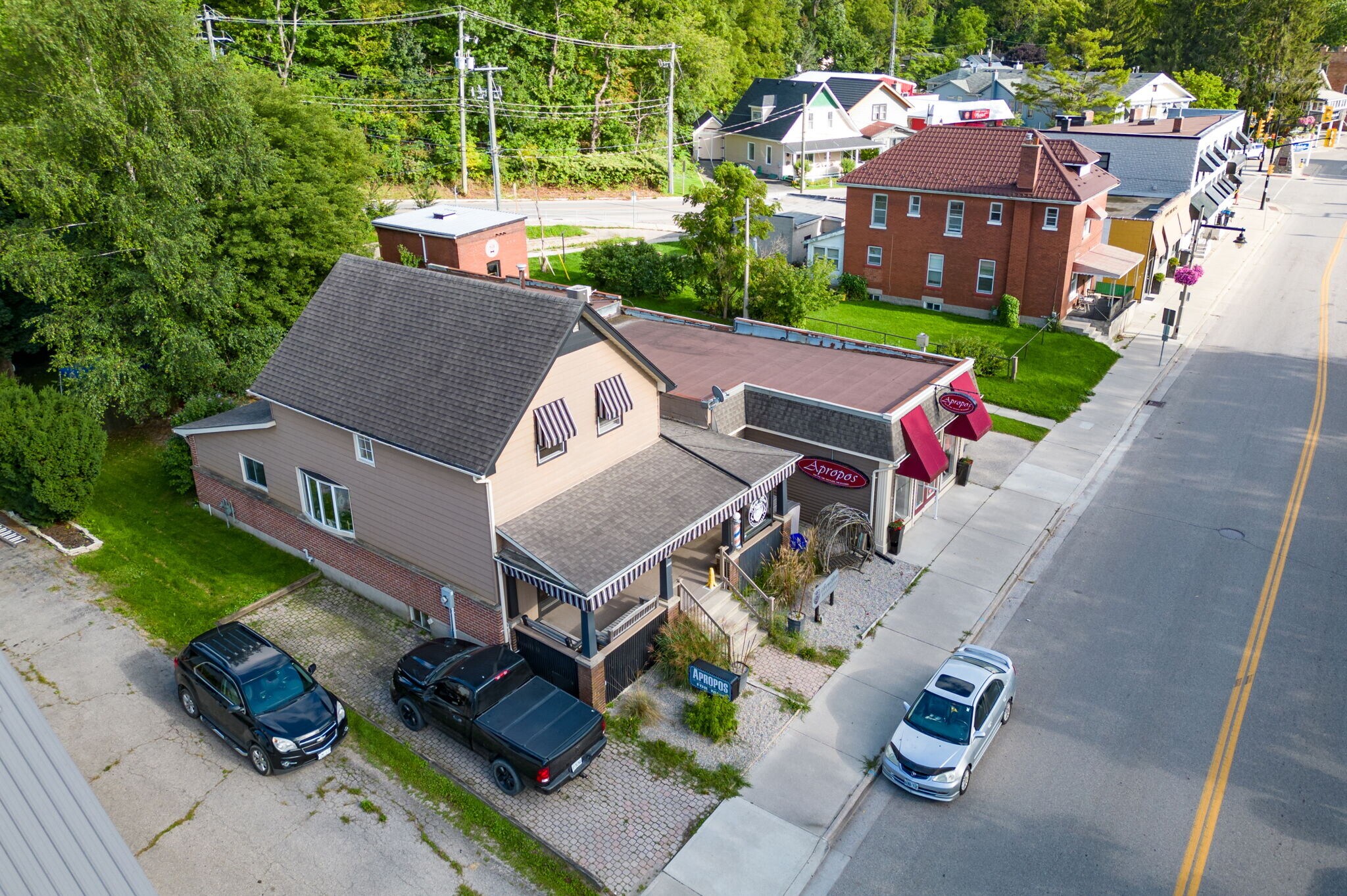 227 Colborne St, Port Stanle, ON à vendre Photo de l’immeuble– Image 1 sur 55