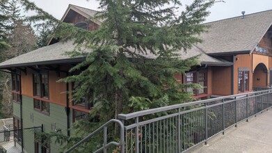 2024 Caton Way SW, Olympia, WA à louer Photo de l’immeuble– Image 2 sur 10