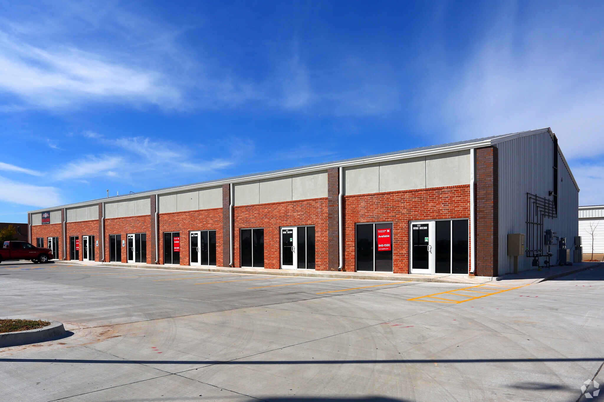 8031-8043 W Reno Ave, Oklahoma City, OK à louer Photo de l’immeuble– Image 1 sur 4