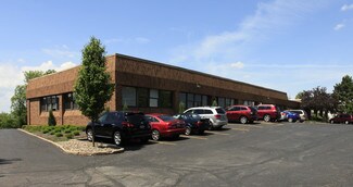 Plus de détails pour 8300 Dow Cir, Strongsville, OH - Bureau à louer