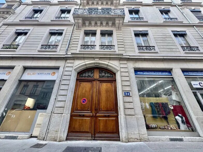 Bureau dans Lyon à louer - Photo de l’immeuble – Image 1 sur 21