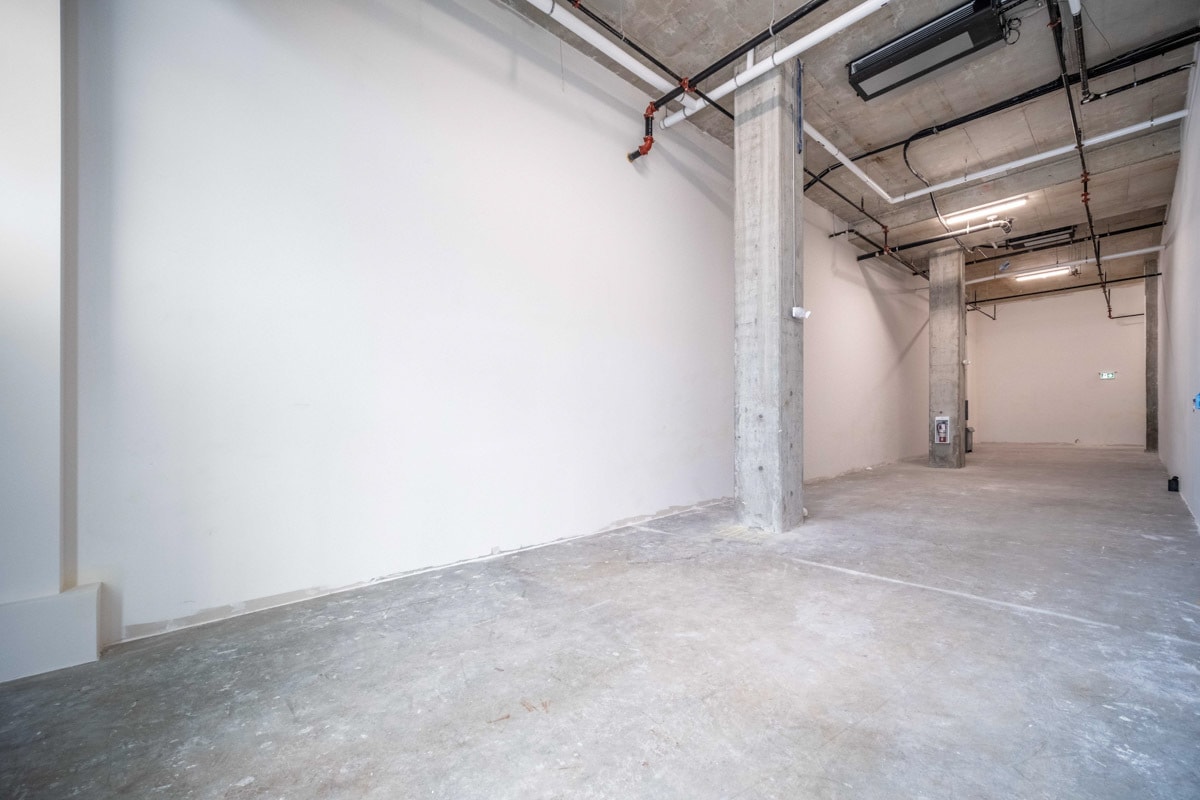 8415 Granville St, Vancouver, BC V6P 4Z9 - Lot 8439 - - Photo intérieure - Image 2 of 6