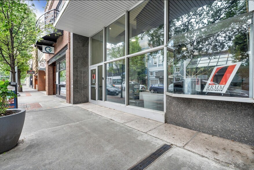 28 Church Ave SW, Roanoke, VA à vendre - Photo de l’immeuble – Image 1 sur 8