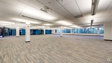 100 E campus view Blvd, Columbus, OH à louer Numérisation 3D Matterport– Image 2 sur 15