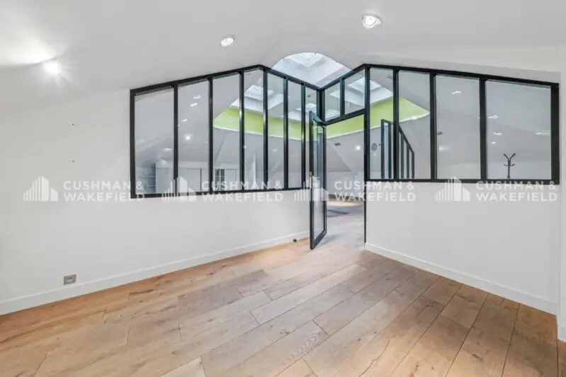 48 Rue De La Bienfaisance, Paris à louer - Photo intérieure – Image 3 sur 14