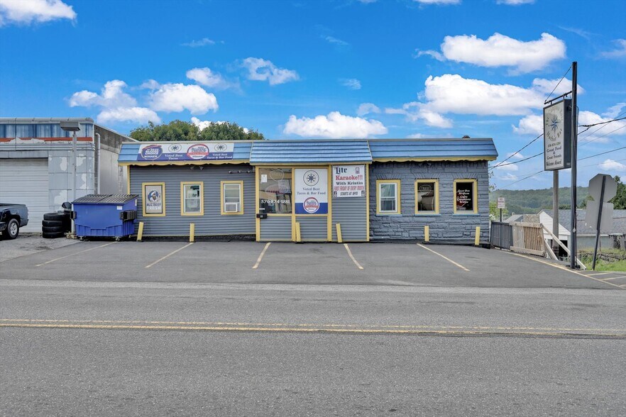 10 W Oak St, Frackville, PA à vendre - Photo de l’immeuble – Image 2 sur 27