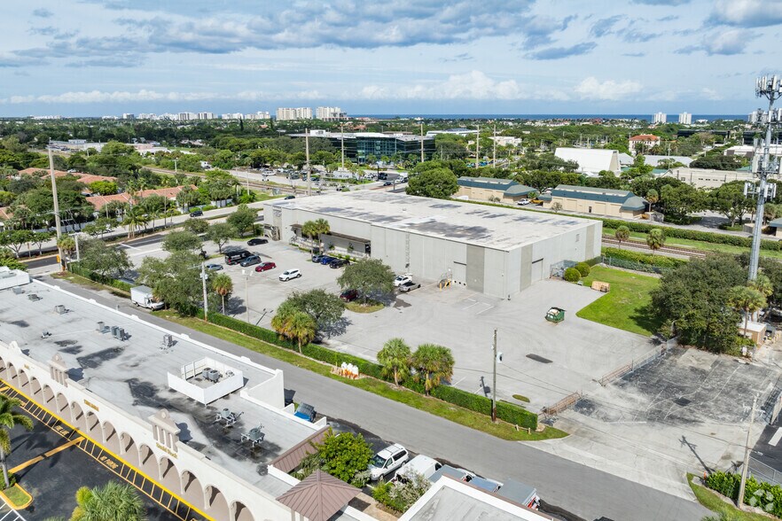 150 W Yamato Rd, Boca Raton, FL à vendre - Photo de l’immeuble – Image 2 sur 5
