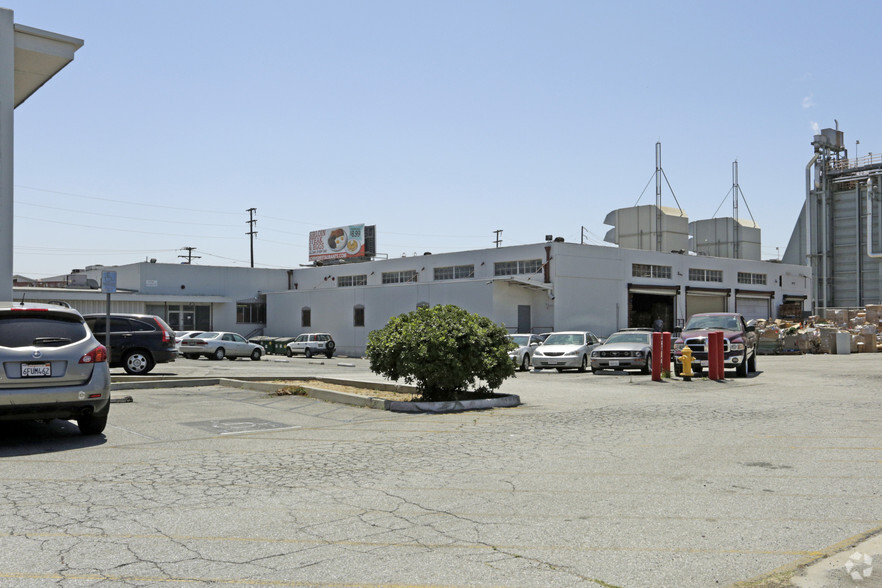 2770-2774 Leonis Blvd, Los Angeles, CA à louer - Photo de l’immeuble – Image 3 sur 9