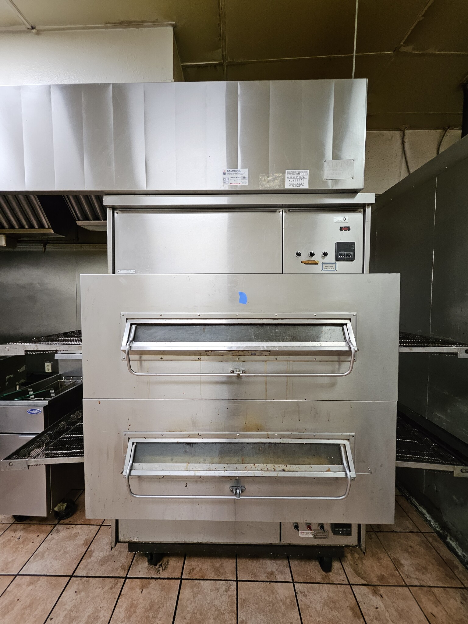 119-123 S Western Ave, Los Angeles, CA à louer Photo intérieure– Image 1 sur 9