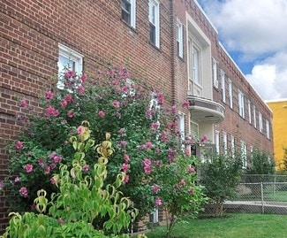 Plus de détails pour 2100 15th St SE, Washington, DC - Logement à vendre