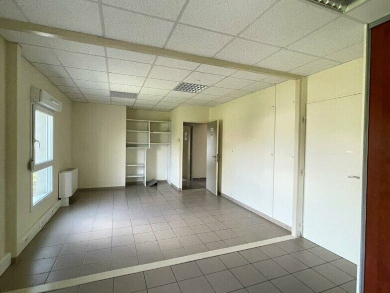 5 Rue De La Goulette, Saint-Apollinaire à louer - Photo intérieure – Image 2 sur 3