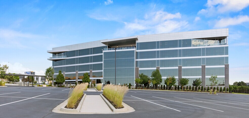 3400 W Mayflower Ave, Lehi, UT à louer - Photo de l’immeuble – Image 2 sur 9