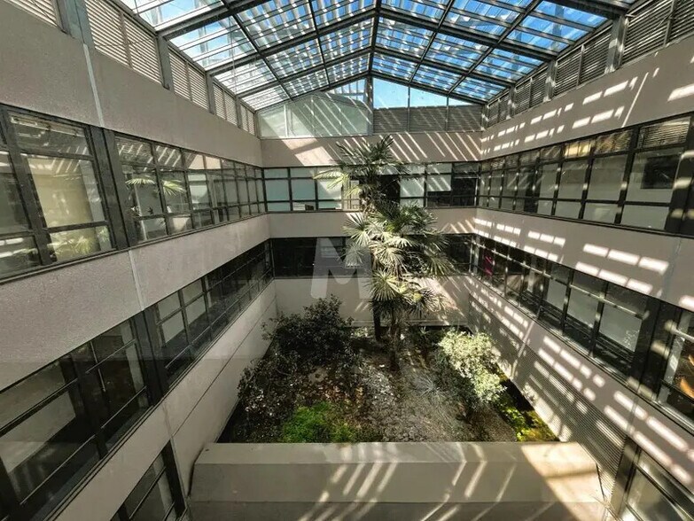 Bureau dans Massy à louer - Photo de l’immeuble – Image 3 sur 14