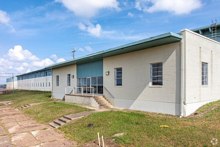185 8th St, Biloxi, MS à louer - Photo de l’immeuble – Image 3 sur 7