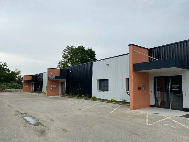 Bureau dans Chalon-sur-Saône à vendre - Photo de l’immeuble – Image 3 sur 11