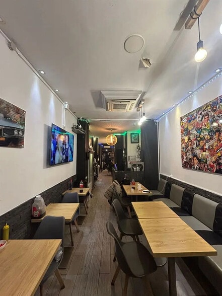 Local commercial dans Paris à louer - Photo intérieure – Image 3 sur 4