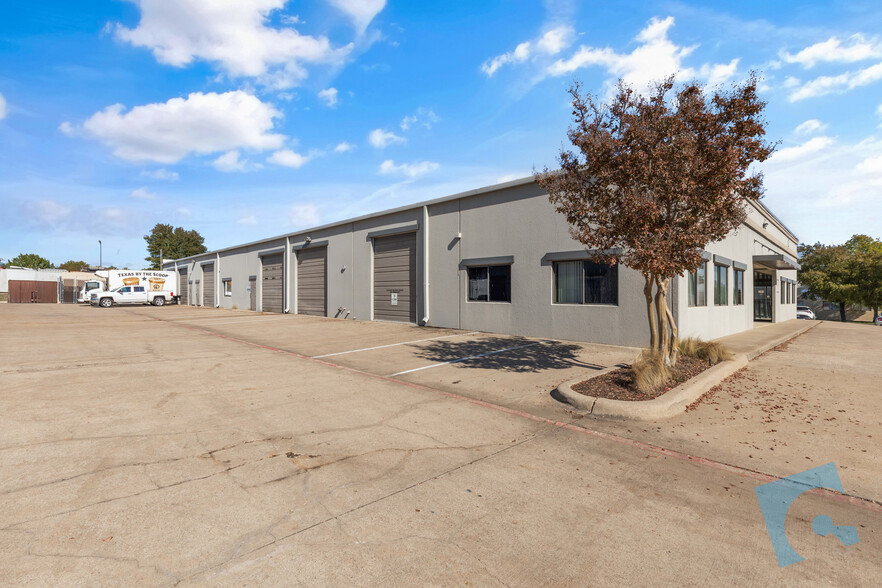 580 Commerce St, Southlake, TX à louer - Photo de l’immeuble – Image 3 sur 4