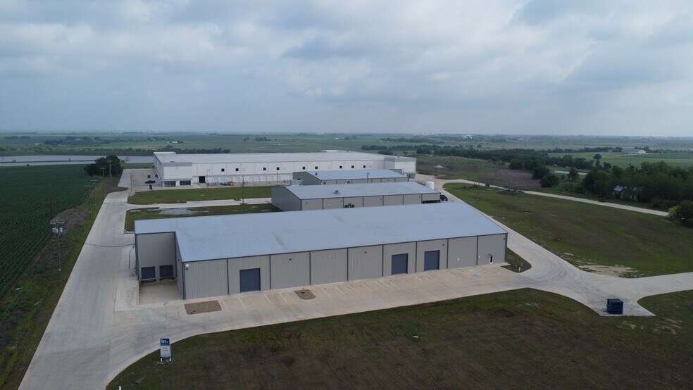200 BFG 9000 Way, Taylor, TX à louer - Photo de l’immeuble – Image 2 sur 3