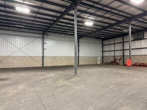 24 Old Onondaga Rd W, Brantford, ON à louer Photo intérieure– Image 2 sur 3