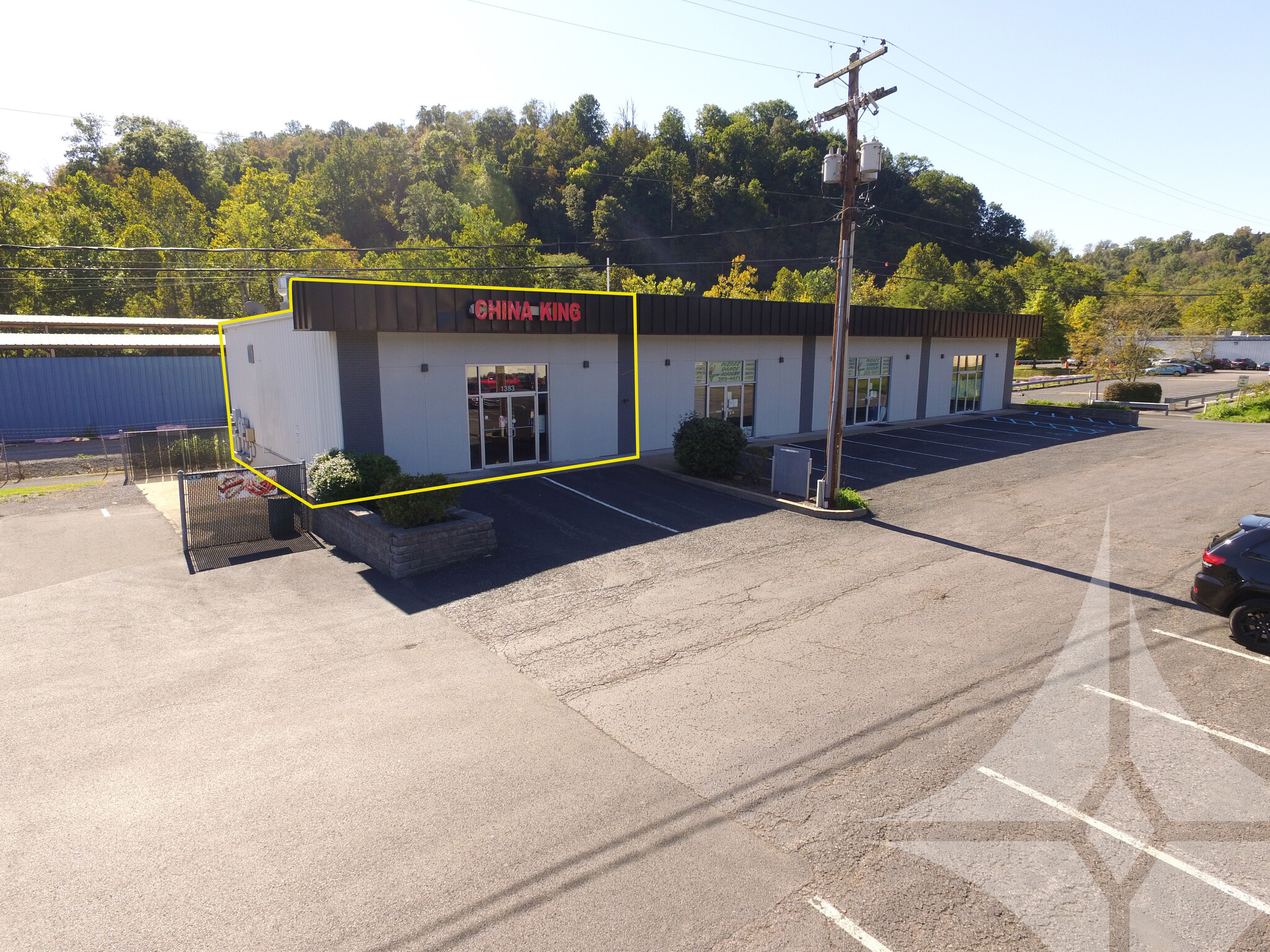 1383 Earl L. Core Rd, Morgantown, WV à louer Photo de l’immeuble– Image 1 sur 8