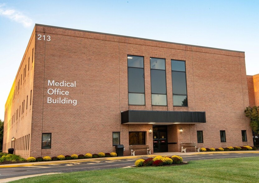 201 Reeceville Rd, Coatesville, PA à louer - Photo de l’immeuble – Image 3 sur 31