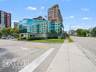Plus de détails pour 634 NE 3rd Ave, Fort Lauderdale, FL - Bureau à louer