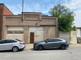 Plus de détails pour 550 Oliver St, Cincinnati, OH - Industriel/Logistique à vendre