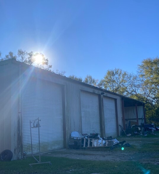 105 S Columbia St, Picayune, MS à vendre - Photo de l’immeuble – Image 3 sur 15