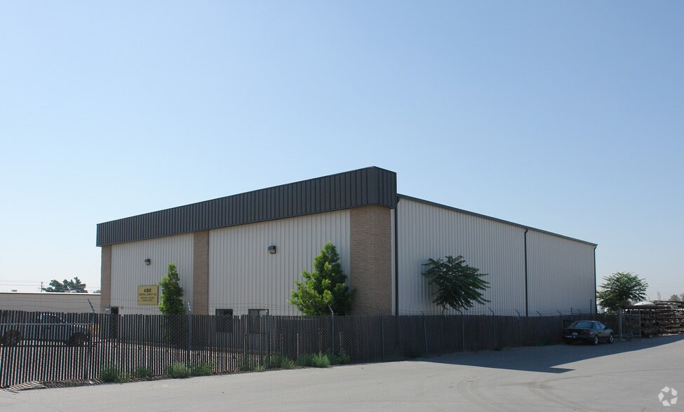 6657 Meany Ave, Bakersfield, CA à vendre - Photo de l’immeuble – Image 3 sur 7