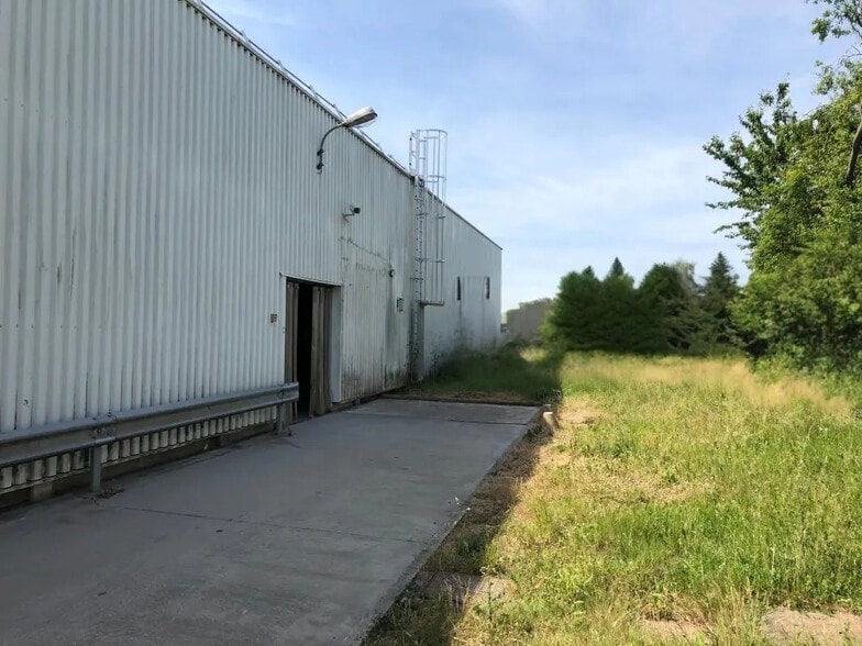 Industriel/Logistique dans Wavrin à vendre - Photo de l’immeuble – Image 3 sur 5