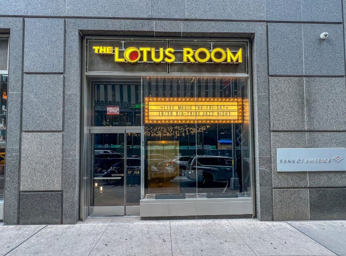 114 W 47th St, New York, NY à louer - Photo de l’immeuble – Image 1 sur 1