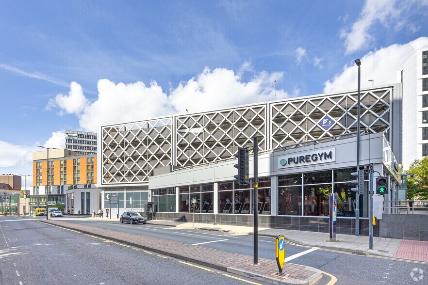 Merrion Way, Leeds à louer - Photo de l’immeuble – Image 3 sur 15