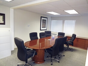 445 Orchard St, Santa Rosa, CA à louer Photo intérieure– Image 1 sur 2