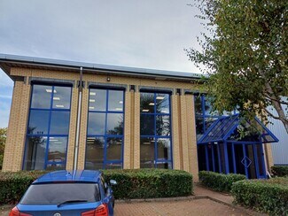 Plus de détails pour Caxton Rd, Bedford - Industriel/Logistique à louer