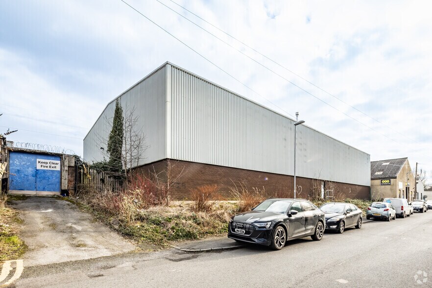 Oldham Rd, Manchester à louer - Photo de l’immeuble – Image 3 sur 3